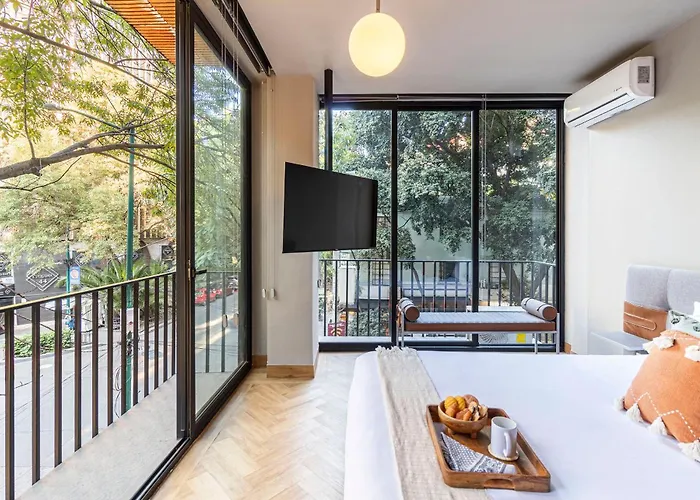 Kukun Londres Juarez 4*
