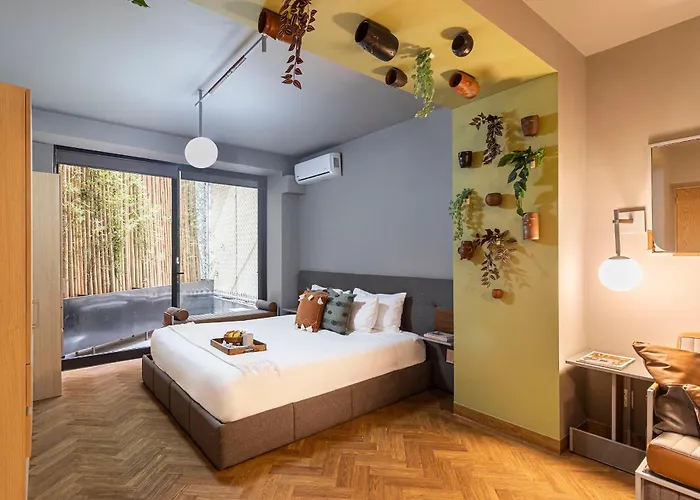 Kukun Londres Juarez Aparthotel